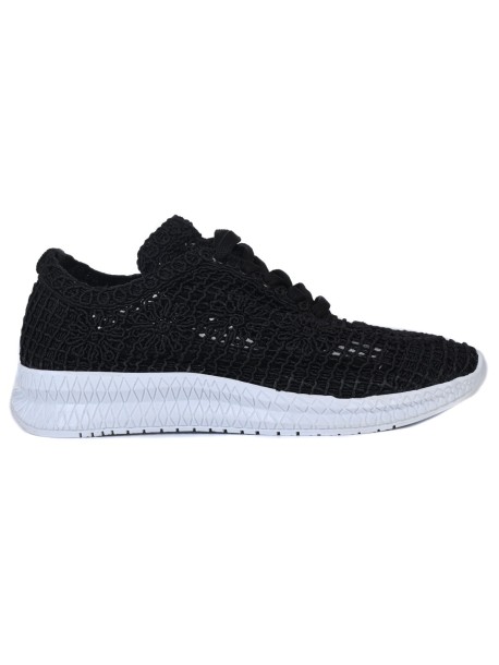 Pantofi din dantela