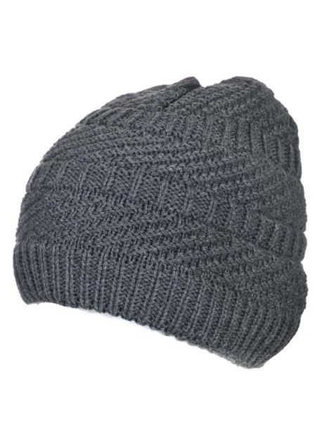 Caciula bărbătească cu tricot mare