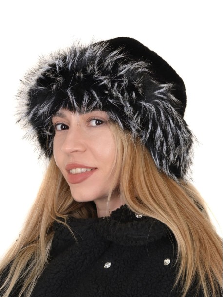 Căciulă de iarnă cu bor negru