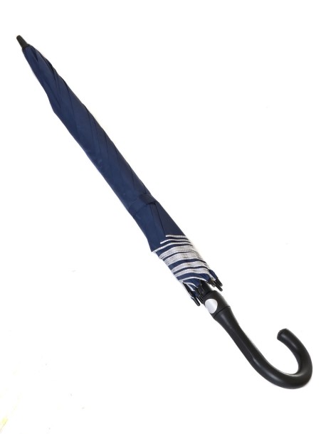 Umbrelă mare de culoare albastru închis