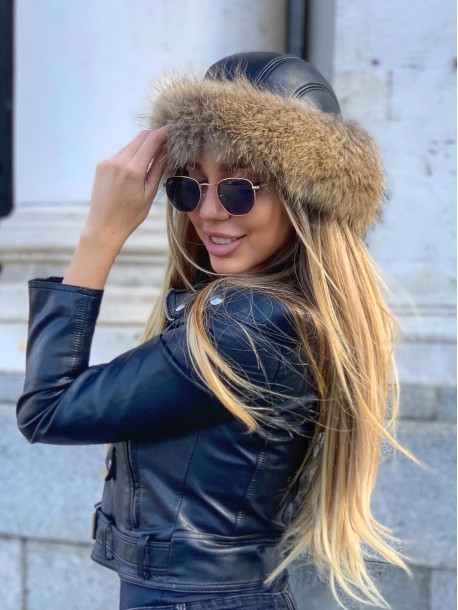 Caciula vulpe maro