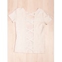 Tricou bej cu decupat la spate
