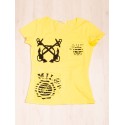 Tricou galben cu spatele spectaculos